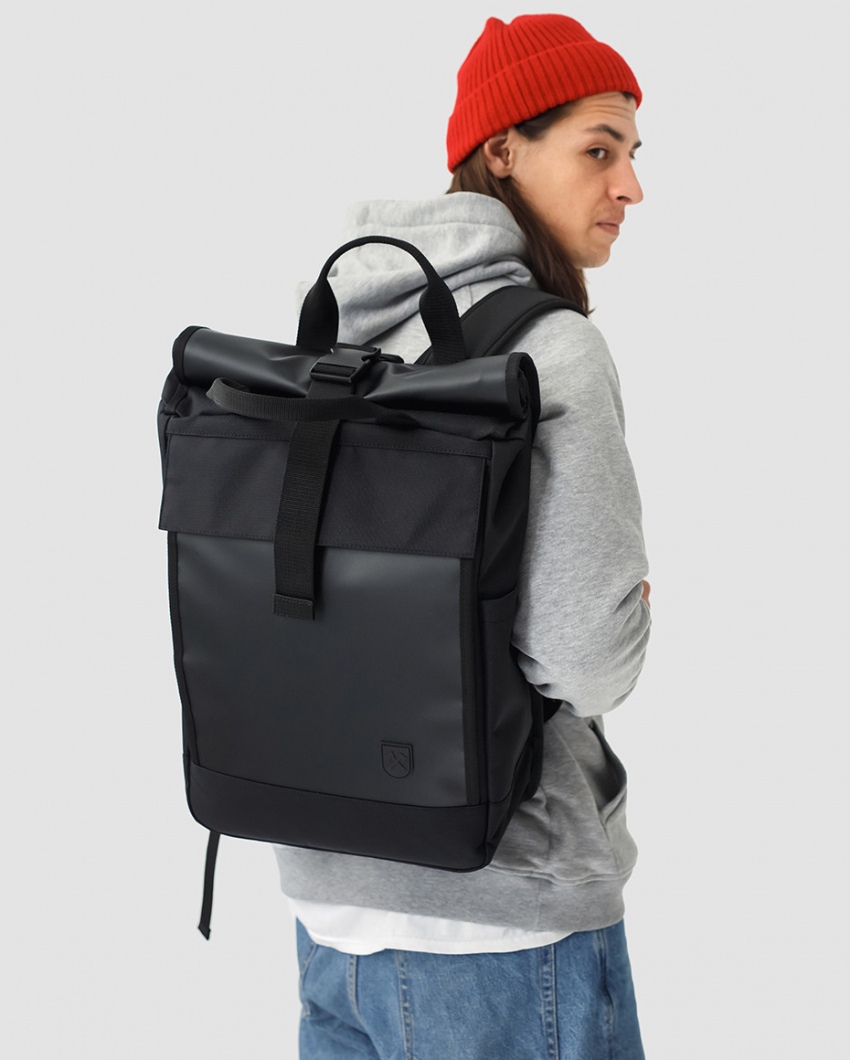 Рюкзак Harry Hatchet Tech Rolltop черный